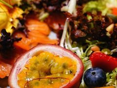 百香果烟熏三文鱼宾尼迪蛋-BE BRIGHT KITCHEN(正佳广场店)