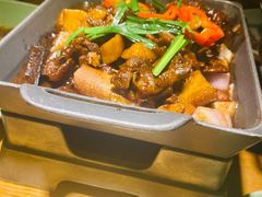 锅仔香焖小牛肉-弄堂里(雨花客厅店)
