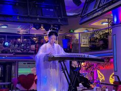 -巴特餐饮6加1音乐餐吧·新疆菜