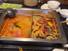 -百年川椒重庆老火锅(光谷店)
