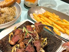 -伯顿西餐厅(厚街香榭丽店)