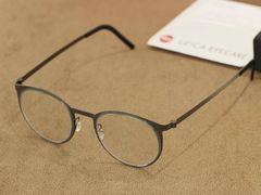 -目艮眼镜SHOWROOM(品牌集合店)
