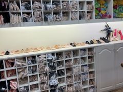 -上海路易十四芭蕾良品舞蹈用品店(美丽华商务中心店)