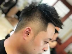 -尼特斯男士发型馆