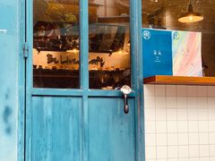 -Be Lived Cafe比例咖啡(摩天轮店)