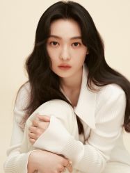 -喜爱高定婚纱摄影