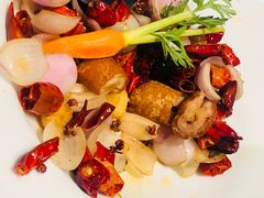 香辣肥肠-恰餐厅及酒吧 CHAR Bar & Grill (北京丽都皇冠假日店)