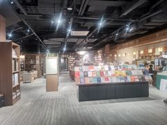 -漓江书院(三祺广场店)
