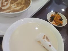 -聚德华天护国寺小吃(甜水园店)
