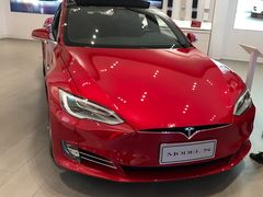 -TESLA 特斯拉(广州天环广场体验店)