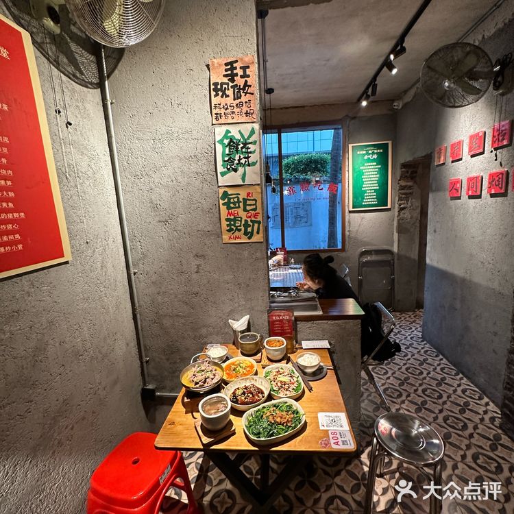 厦门会反复来的一家小店。。。