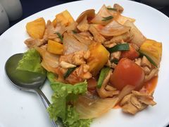 -Neary Khmer Restaurant