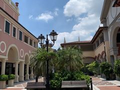 -佛罗伦萨小镇广佛名品奥特莱斯(疏港路店)