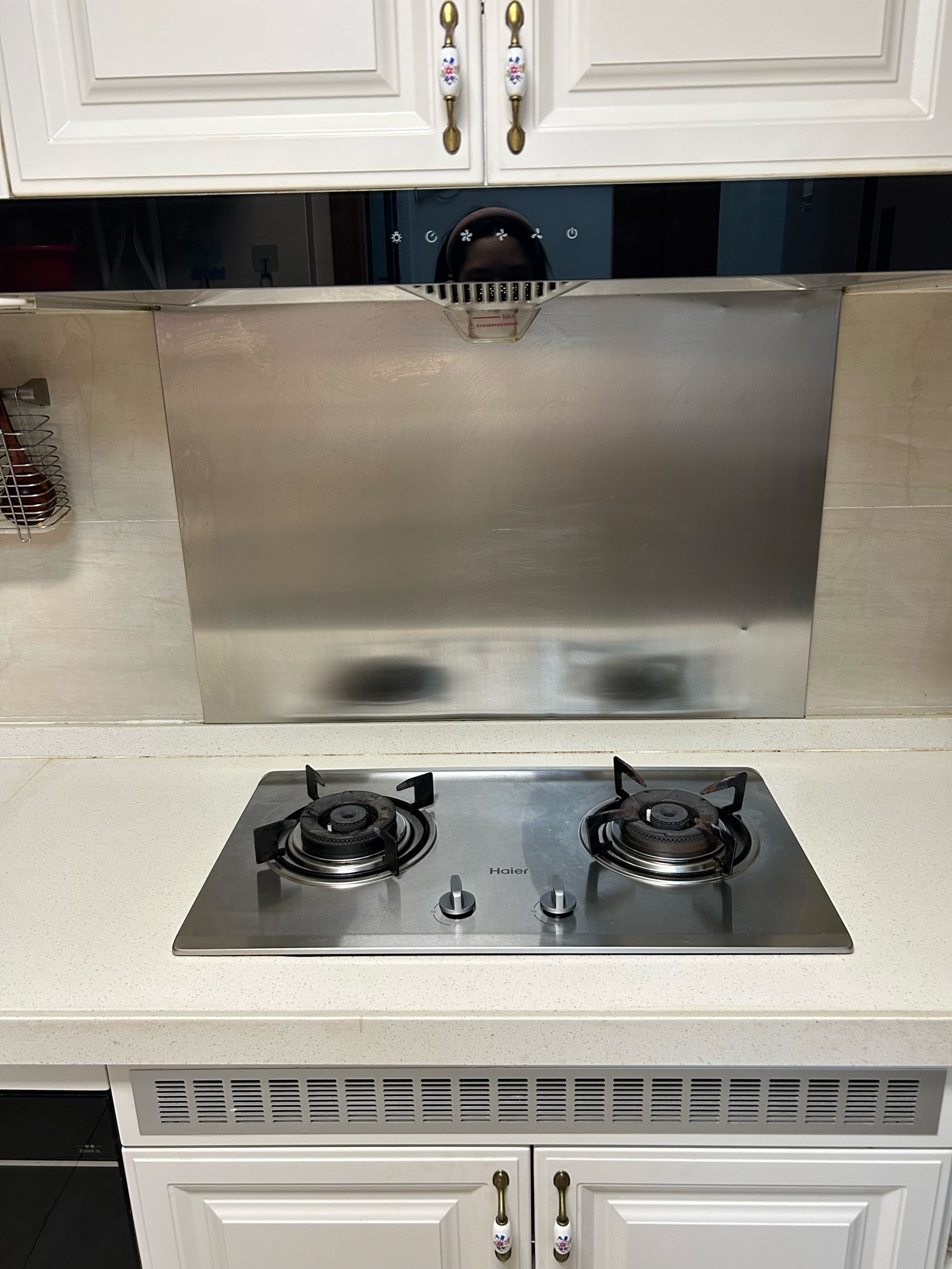 家庭厨具燃气灶台