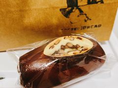 -天井·丑面包搭咖啡