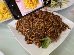 京酱肉丝-横道佛手居筋饼店