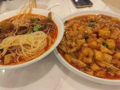 -犇逸·乐山跷脚牛肉·四川现炒(览海店)