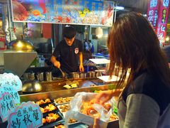 -六合夜市