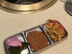 -蚂蚁洞·烤肉大营地(上海静安大悦城店)