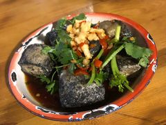 油炸臭豆腐-琥珀老六龙虾(四里河店)