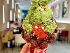 圣诞树冰激淋-哈根达斯(芳圆里店)