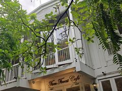 -Fern Forest Cafe