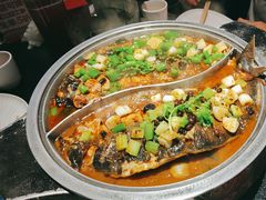 -辣尚瘾·烤鱼·新川菜(牡丹园直营店)