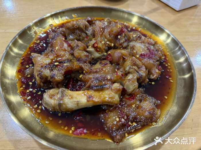 贤花饭店(城阳店)微辣辛辣猪蹄图片