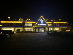 -第一夫人婚纱摄影(南京店)