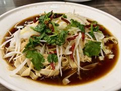 葱油豆腐皮-林之六八·6886大连老菜馆