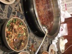 -肖肖酸萝卜鱼火锅(总店)