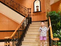 -深圳富苑皇冠假日套房酒店