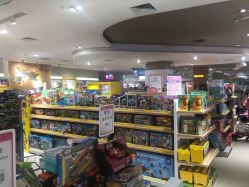 -孩子王(塘沽滨海万达店)