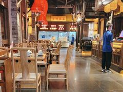 -野山舂·贵州现舂酸汤牛肉(东山店)