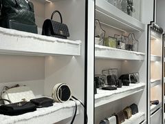 -万物奢潮中古奢侈品(青岛店)