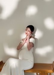 点击看大图 -十孕纪高端孕妇亲子摄影