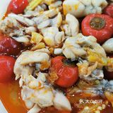 今天换了一家新的店。买回来分量好大呀。还点了一份鸡胗