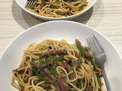 -卢家妈妈·西餐厨房(卜蜂中心店)