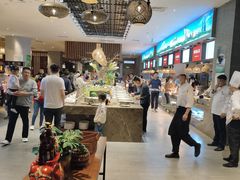 -齐河孔雀王温泉酒店·金孔雀自助百汇
