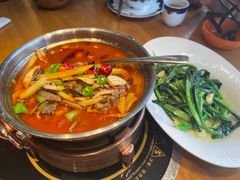 -娜仁图雅蒙古美食村(33小镇店)