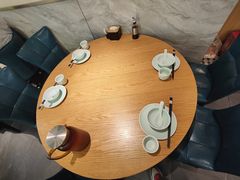 餐具摆设-必点海鲜·海肠捞饭大王(滨江道店)