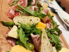 -WOLFGANG PUCK KITCHEN & BAR(迪士尼小镇店)