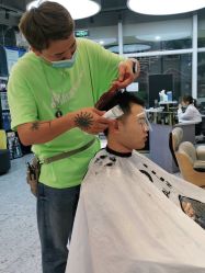 点击看大图 -PE SALON