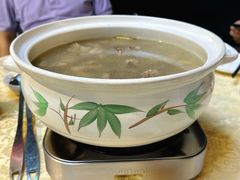 -老东风菜馆·羊肉火锅·海鲜·砂锅粥