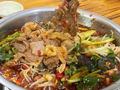 -周良天山牛杂城(天山路总店)