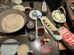 -捞王锅物料理(上海世茂广场店)