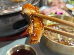 -围炉肉舍•炭烤活鳗•丹东海鲜烤肉(步行街店)