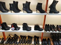 -云柏鞋业(十里堡店)