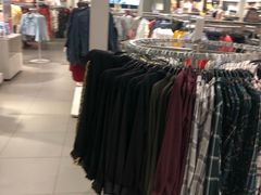 -H&M(鹏欣水游城店)
