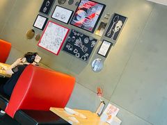 -必胜客(新中纬店)